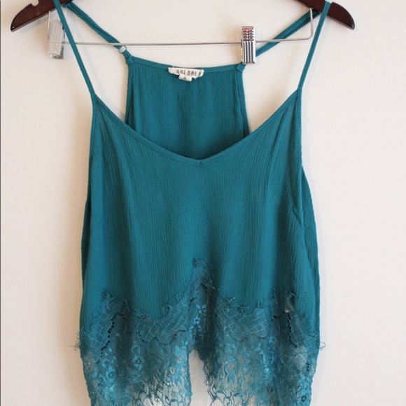 Mooloola Tops - Blue Lacy Crop Top!